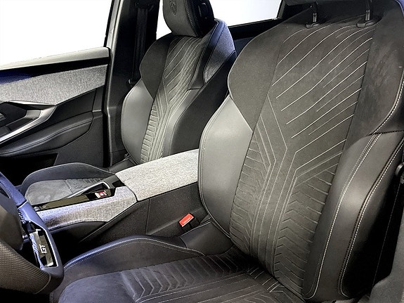 Peugeot 5008 5 of 5