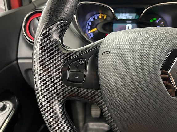 Renault Captur 14 of 28
