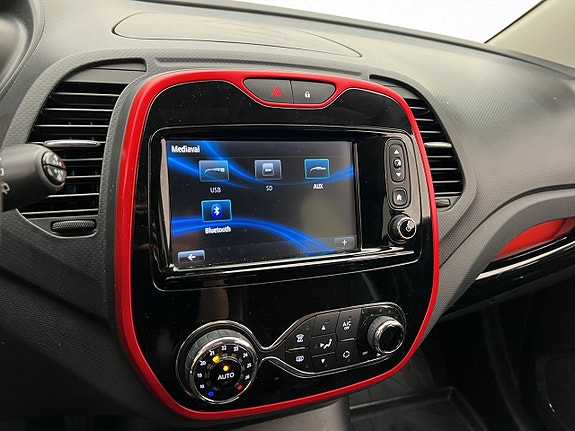 Renault Captur 24 of 28