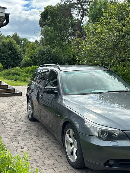 BMW 525d 3 of 12
