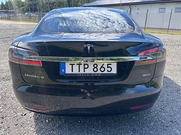 Tesla Model S 6 of 27
