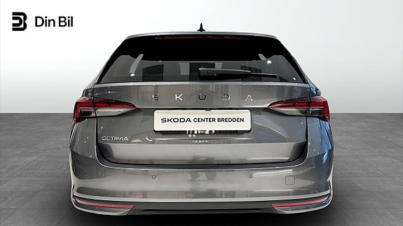 Skoda Octavia 4 of 5