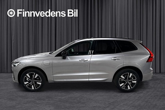 Volvo XC60 2 of 5