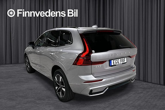 Volvo XC60 3 of 5