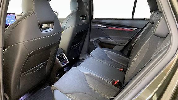 Skoda Enyaq RS 11 of 26