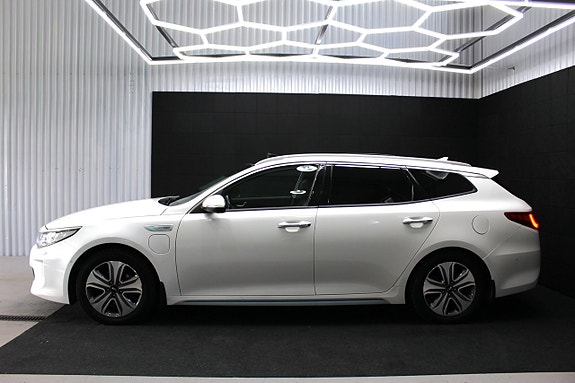 Kia Optima 3 of 5