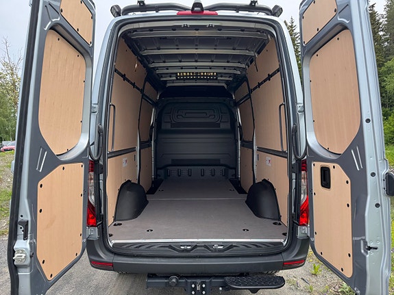Mercedes-Benz Sprinter 319 7 of 14