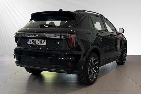Lynk & Co 01 4 of 5
