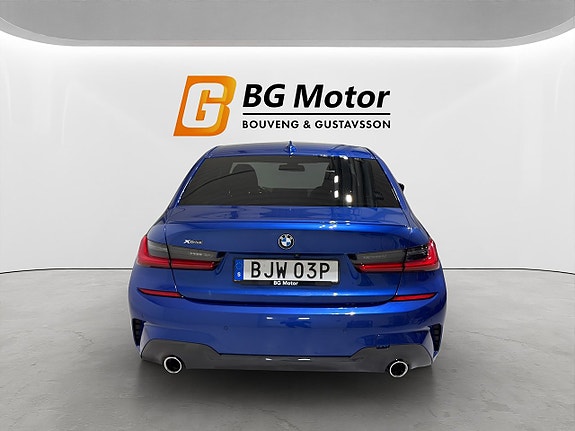 BMW 320 5 of 5