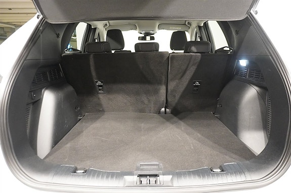 Ford Kuga 7 of 12