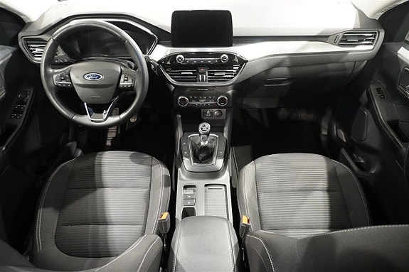 Ford Kuga 9 of 12