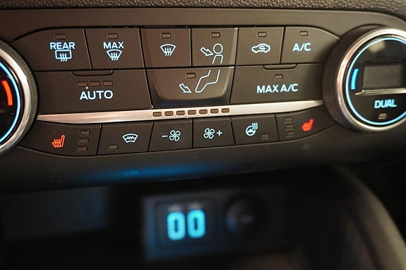 Ford Focus 12 of 13