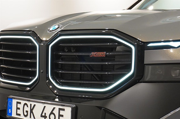 BMW XM 8 of 20