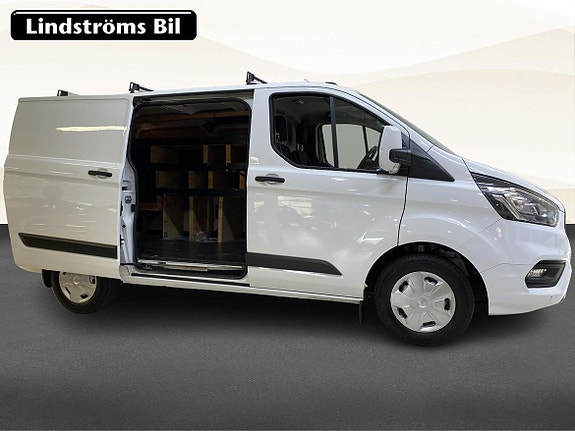 Ford Transit Custom 12 of 17