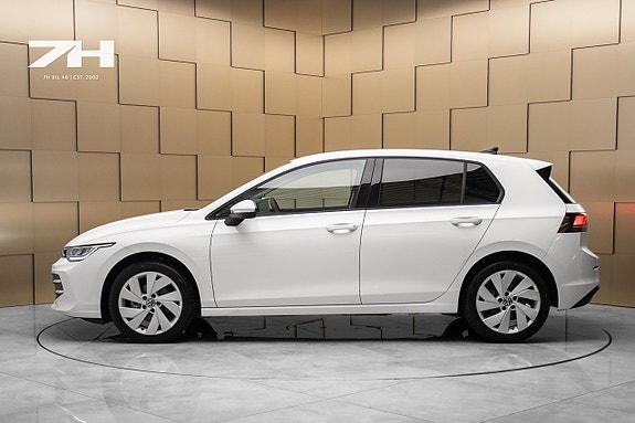 Volkswagen Golf I 2 of 5