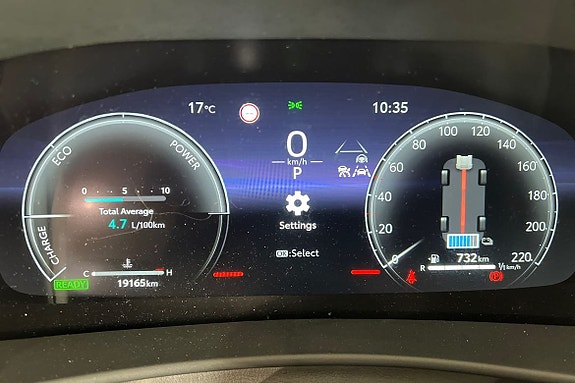 Toyota C-HR 16 of 21