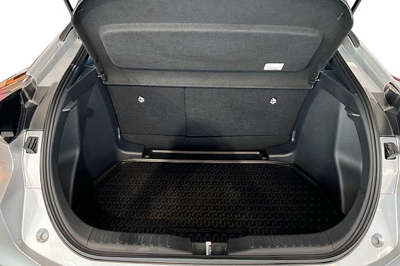 Toyota C-HR 12 of 21