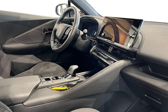 Toyota C-HR 7 of 21