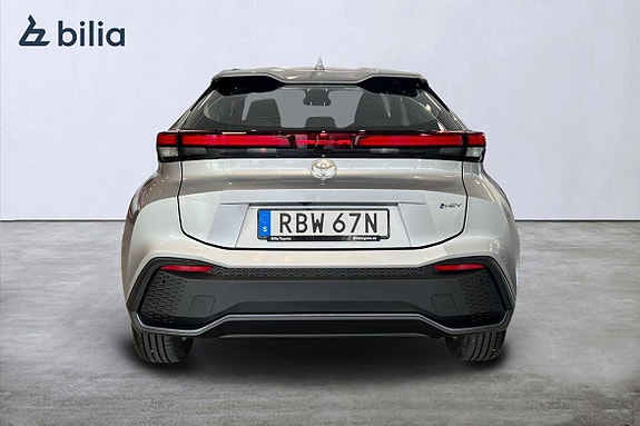 Toyota C-HR 5 of 21