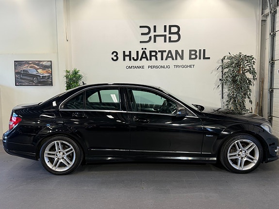 Mercedes-Benz C220 5 of 5