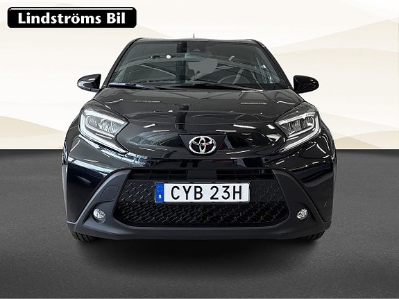 Toyota Aygo X 9 of 19