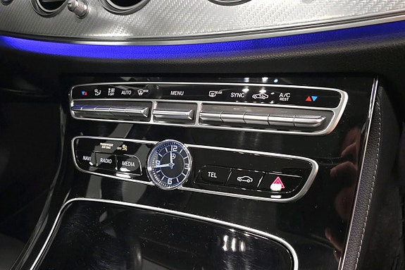 Mercedes-Benz E220 d 16 of 17