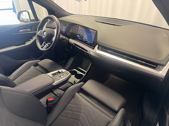 BMW 225e 11 of 12