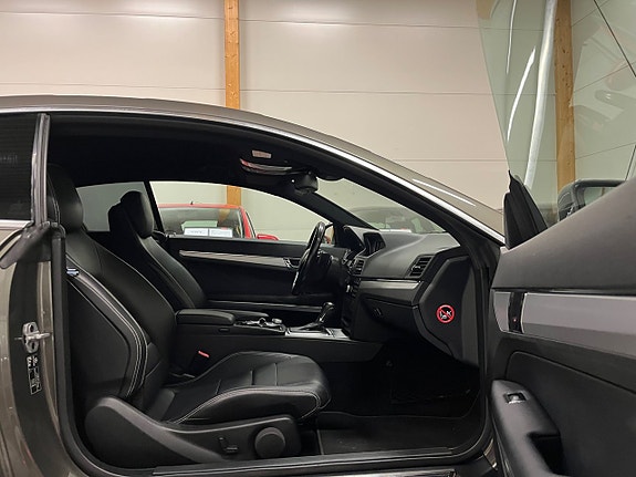 Mercedes-Benz E250 8 of 15