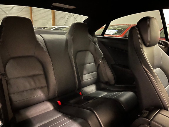 Mercedes-Benz E250 10 of 15