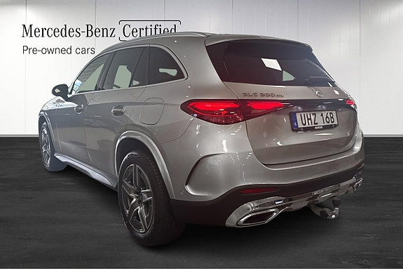 Mercedes-Benz GLC300 de 4 of 5