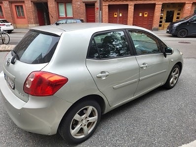 Toyota Auris 3 of 5