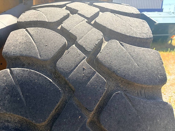 Volvo L90C 7 of 12