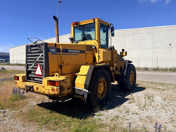 Volvo L90C 3 of 5