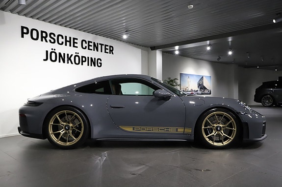 Porsche 911 GT3 6 of 26