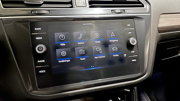 Volkswagen Tiguan Allspace 9 of 19