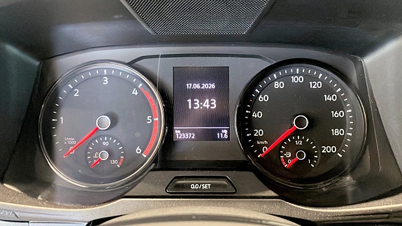 Volkswagen Crafter 17 of 21