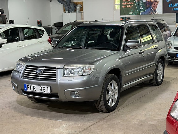 Subaru Forester 3 of 5