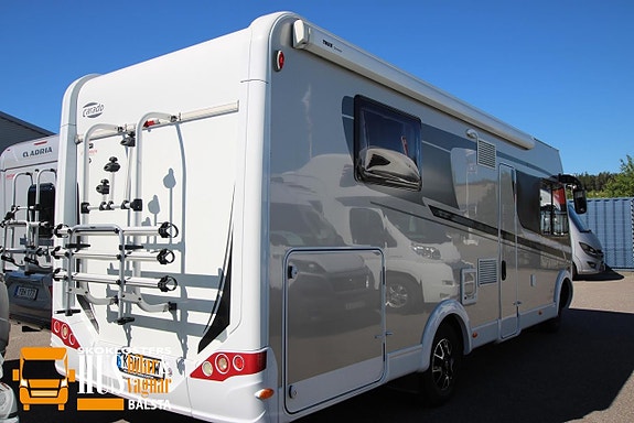 Carado I 449 SÅLD Automat 150hk Queenbed 3500kg B körkort 3 of 5