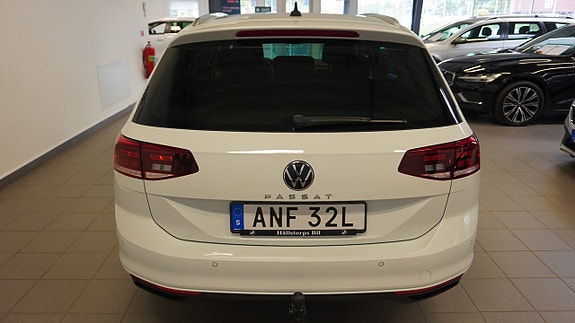 Volkswagen Passat 4 of 5