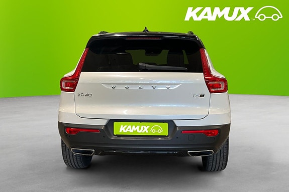 Volvo XC40 5 of 5