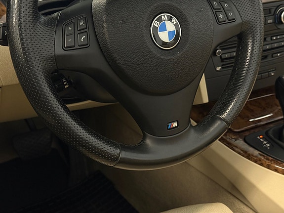 BMW 335i 12 of 20