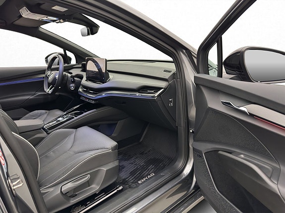 Skoda Enyaq RS 27 of 30