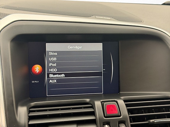 Volvo XC60 24 of 30