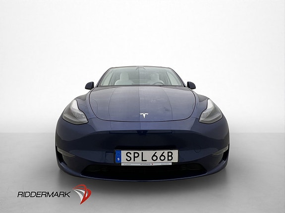 Tesla Model Y 2 of 30