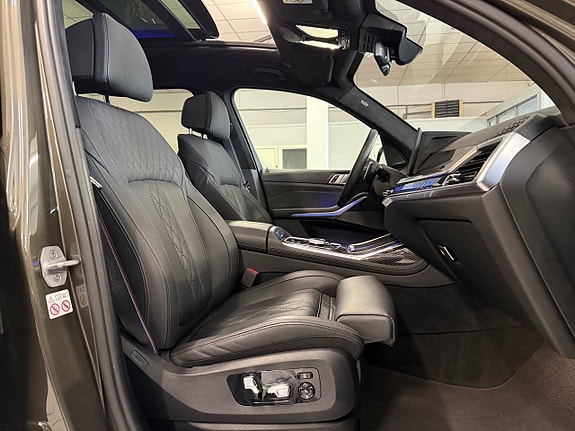 BMW X7 23 of 30