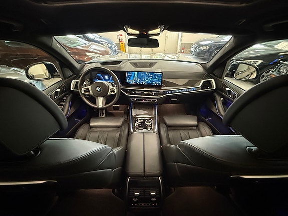 BMW X7 14 of 30