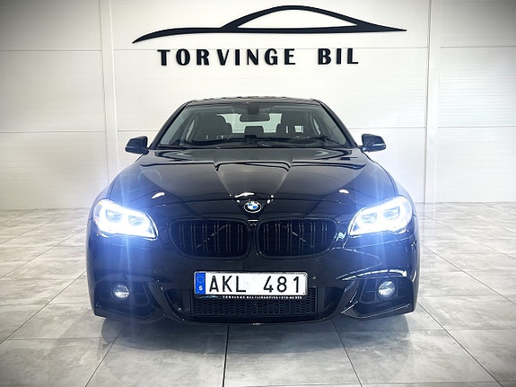 BMW 520d 4 of 5