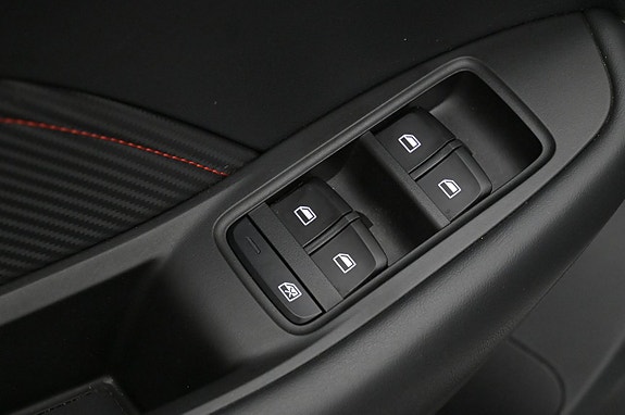 MG ZS 11 of 27