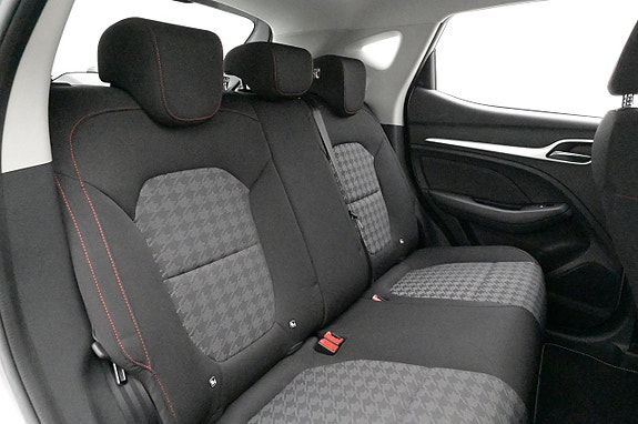 MG ZS 24 of 27