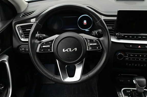 Kia XCeed 7 of 27